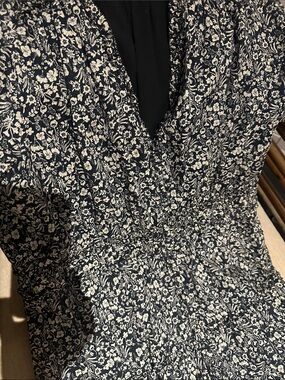 Black & White Floral V-Neck Dress